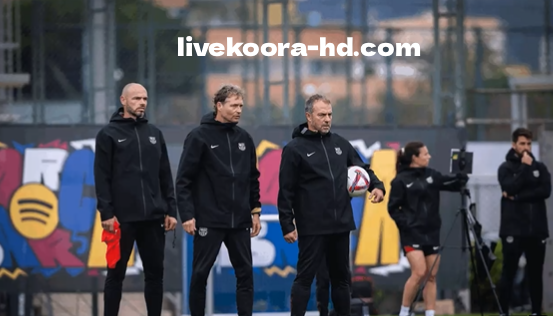 برشلونة يقرر عدم التعاقد مع مدافع جديد رغم رحيل إينيغو مارتينيز، ويركز على تسجيل لاعبيه الجدد قبل انطلاق الموسم.